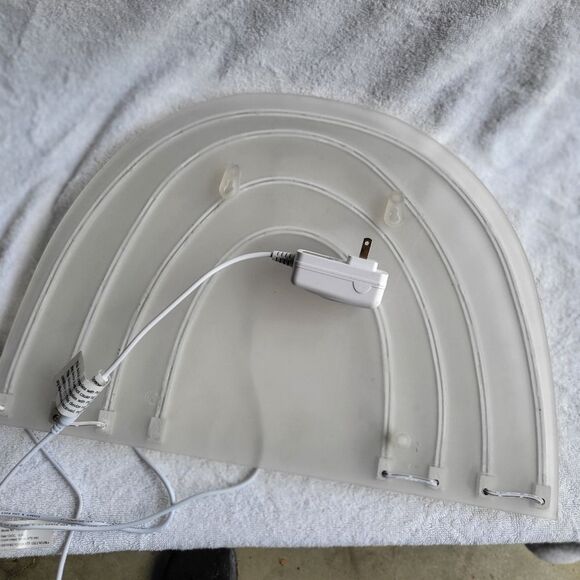 PILLOWFORT ✨️ Rainbow Light - Picture 2 of 3